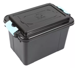 Caja hermética c traba mediano